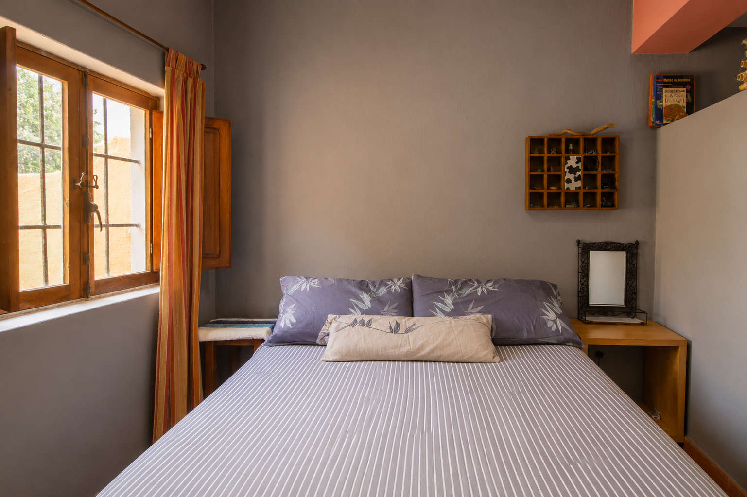 Chalet con tres espacios independientes en planta baja con jardín