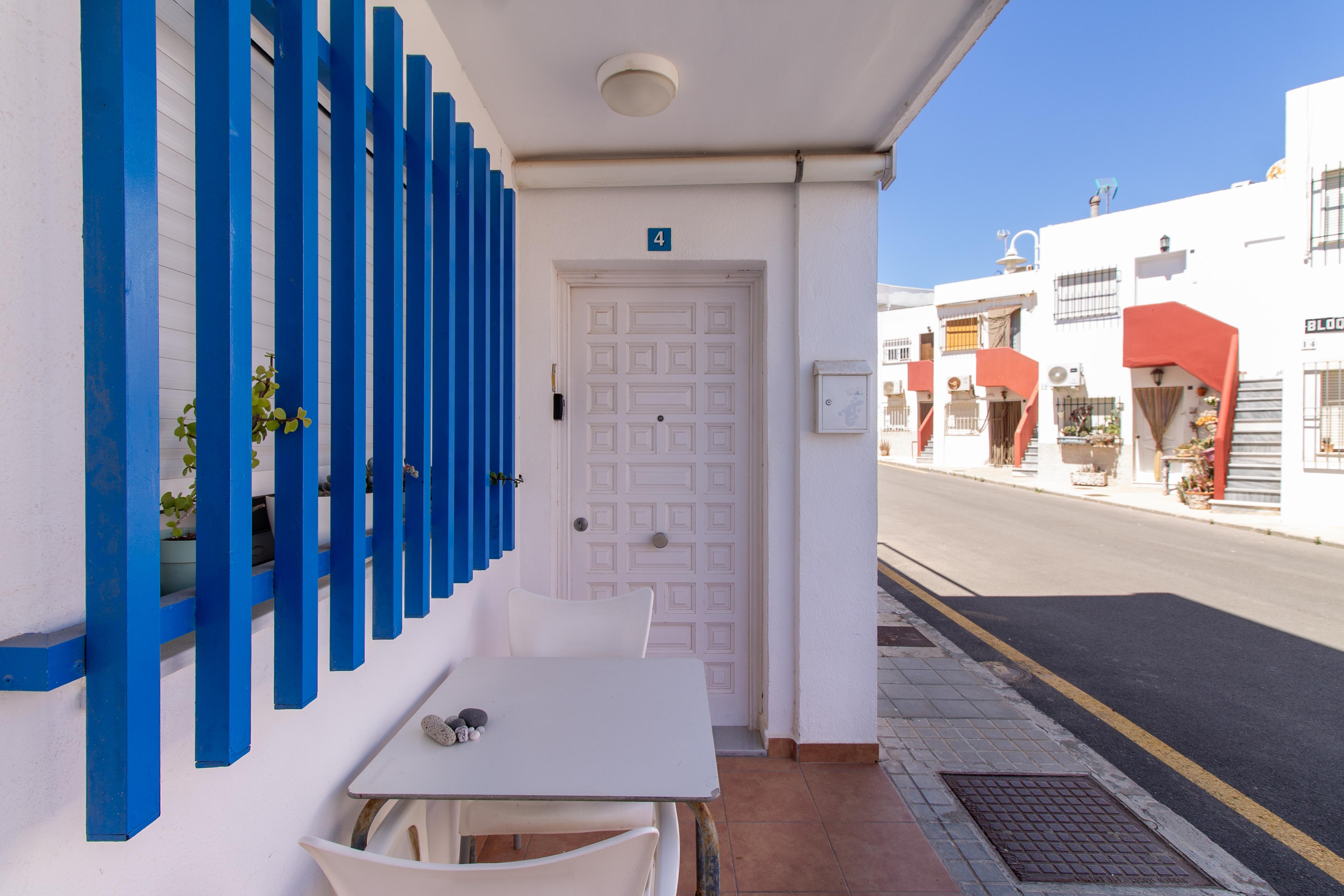 Apartamento junto a la playa
