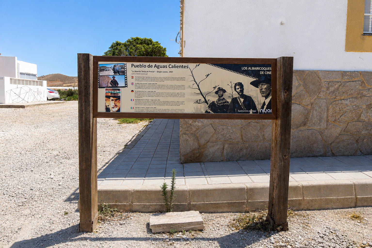 Casa con piscina comunitaria