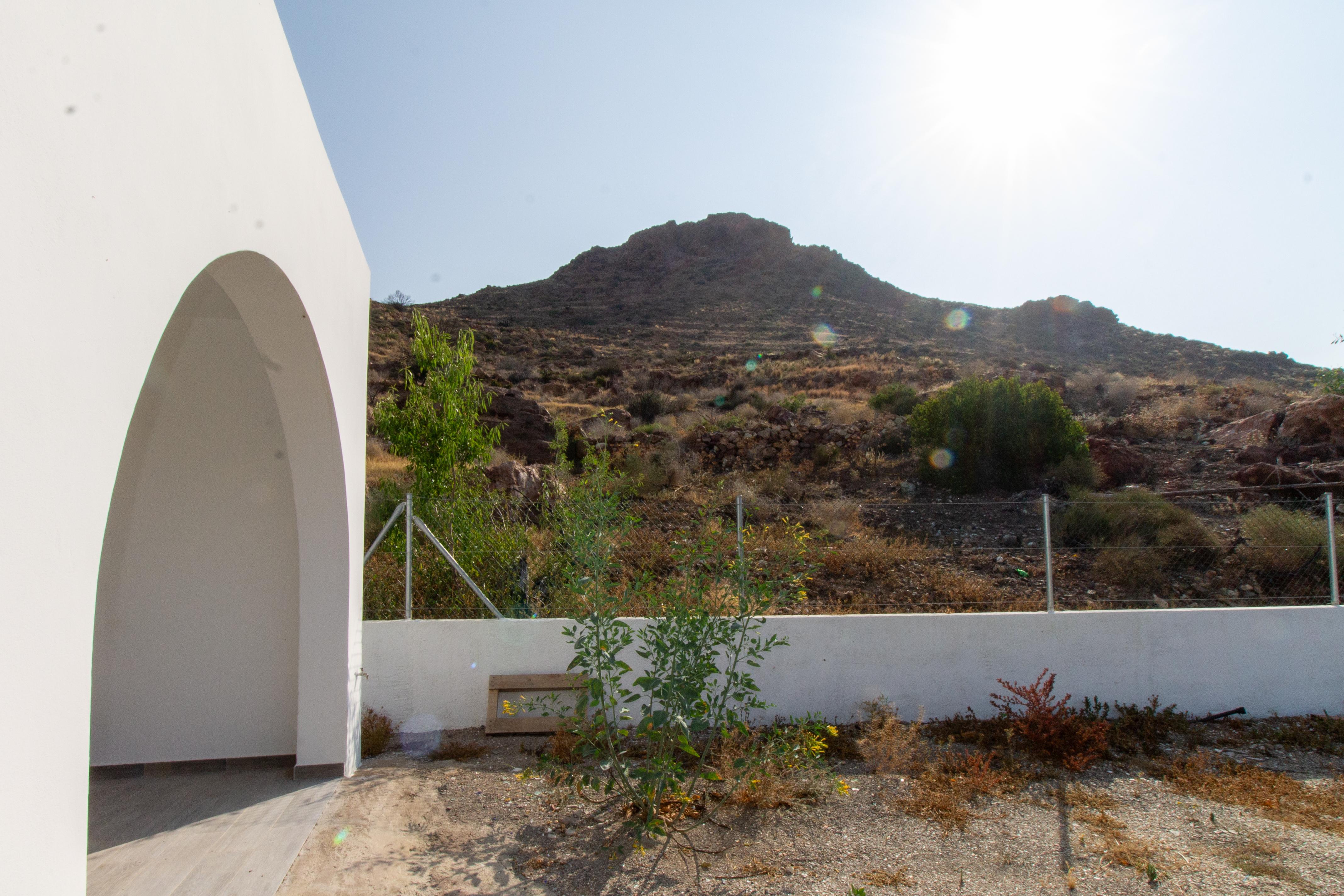 Varias casas y una de Planta Baja