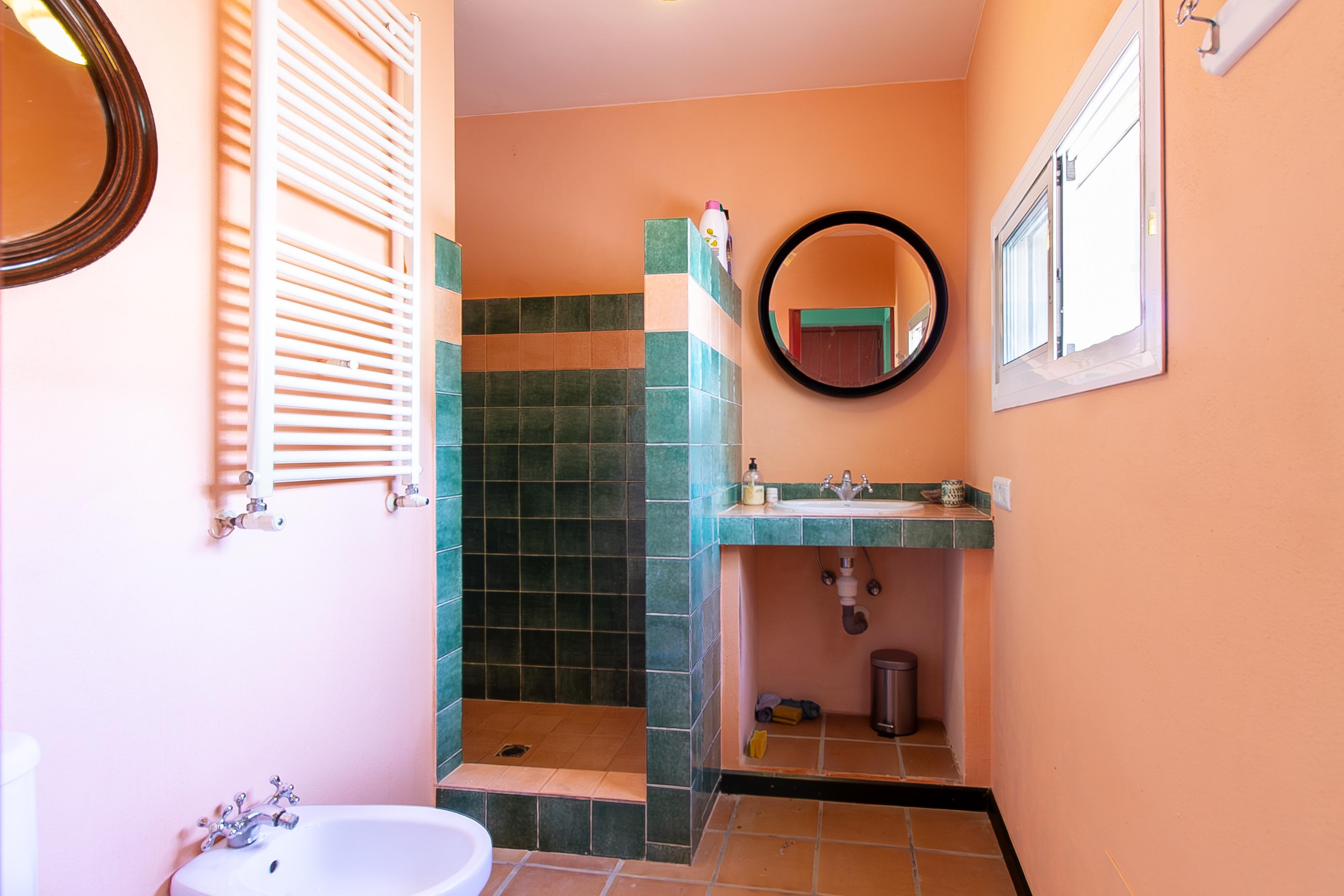 Casa con piscina y varias viviendas en Las Negras