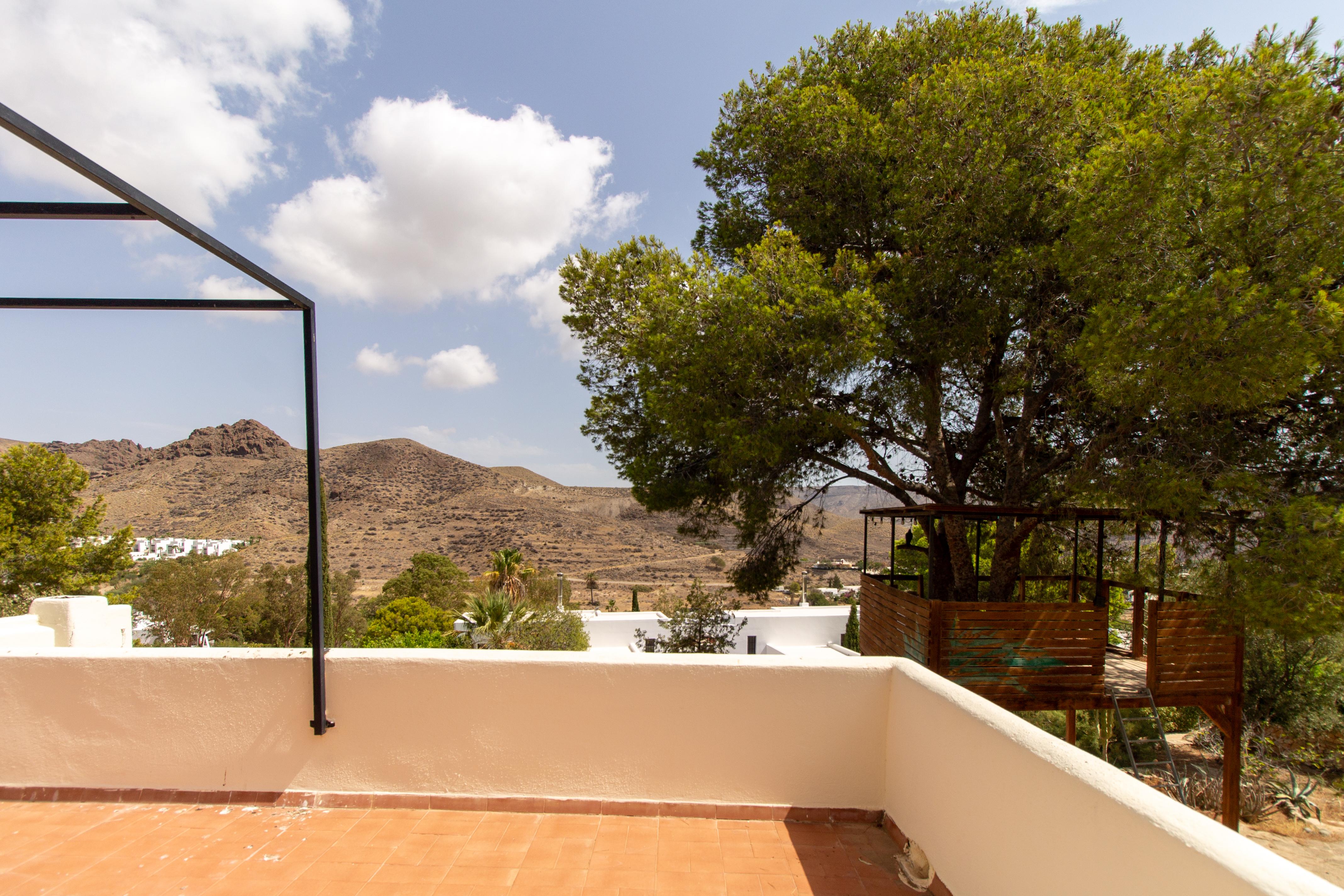 Casa con piscina y varias viviendas en Las Negras