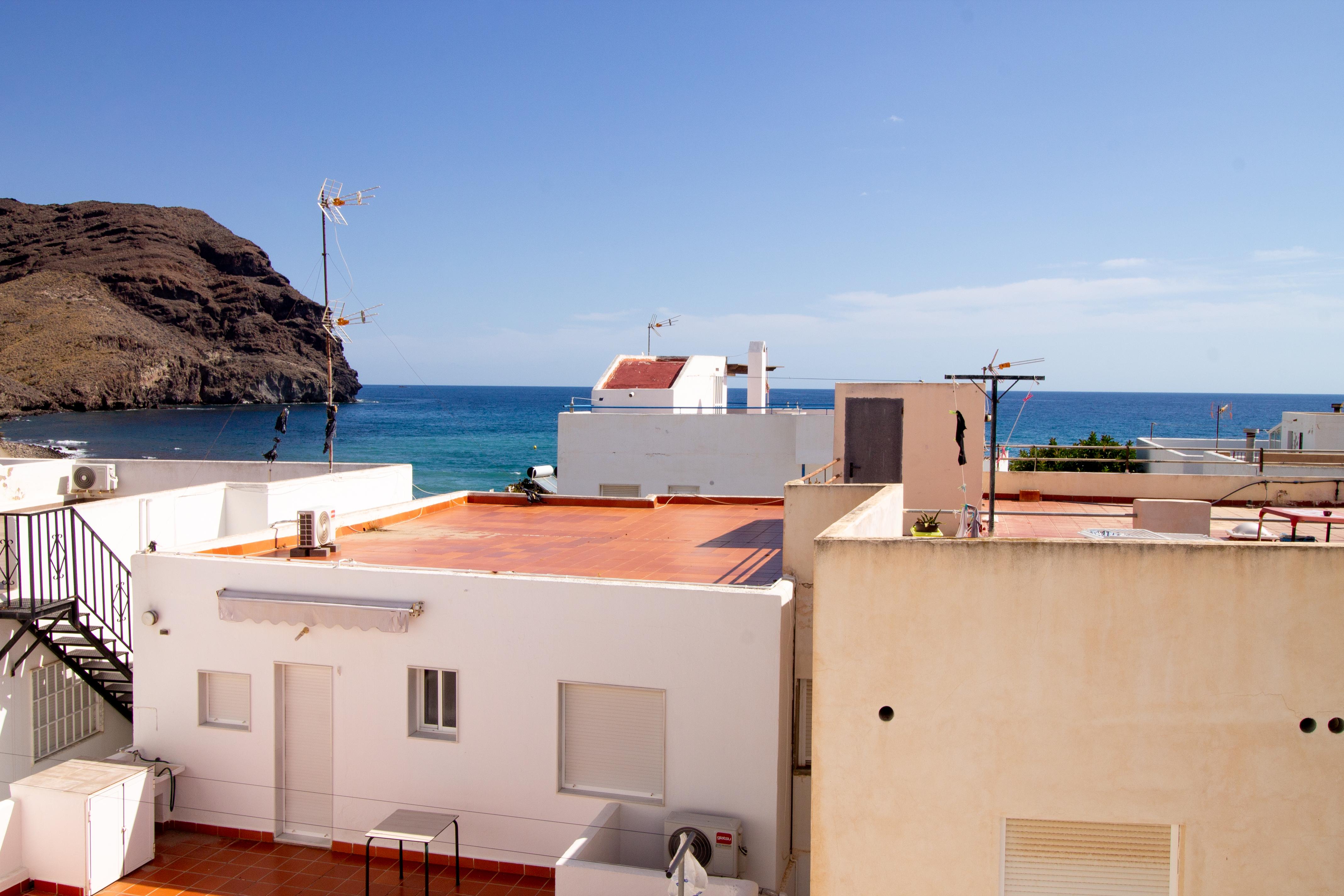 Triplex con vistas al mar y cochera privada