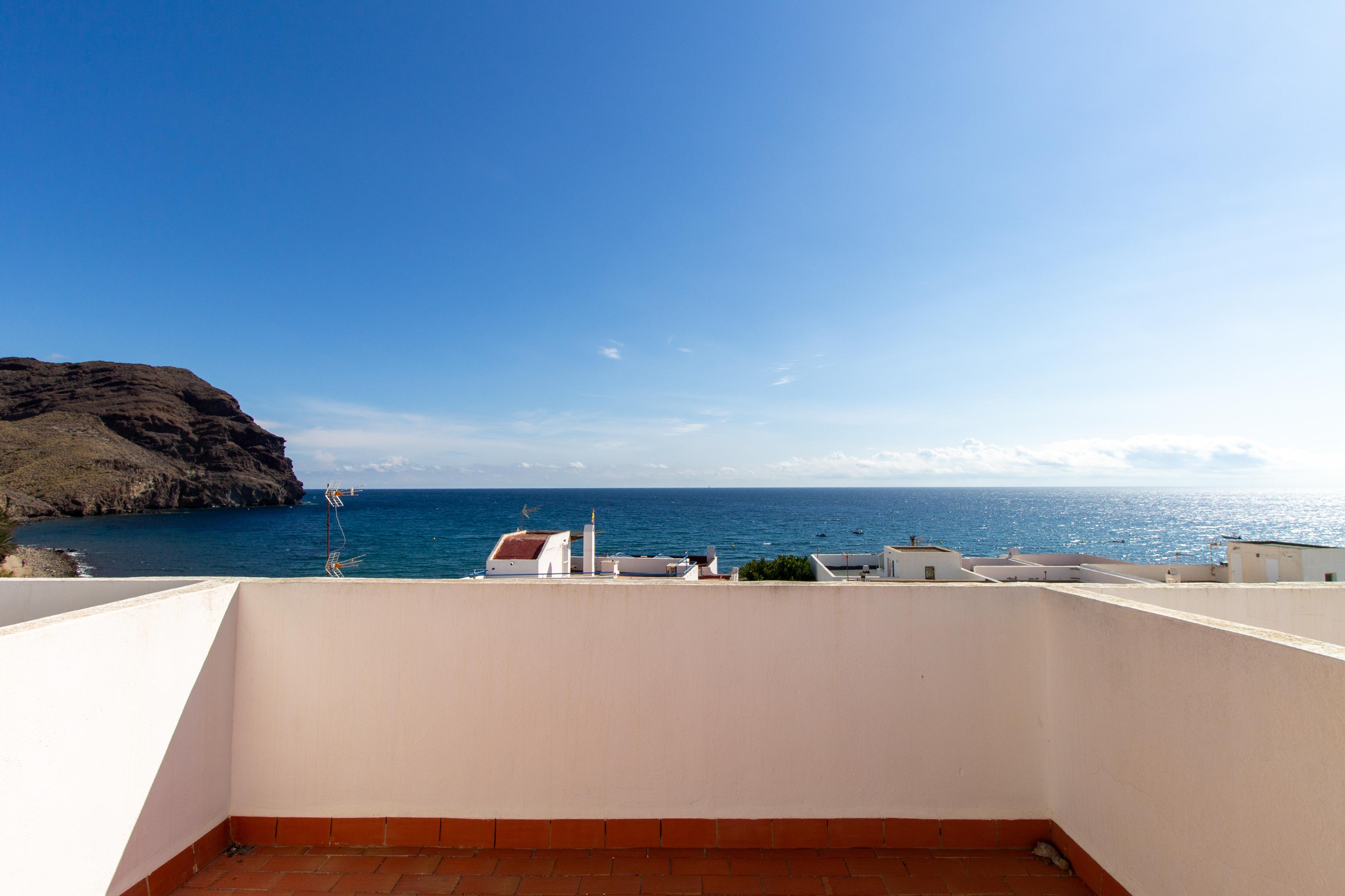 Triplex con vistas al mar y cochera privada